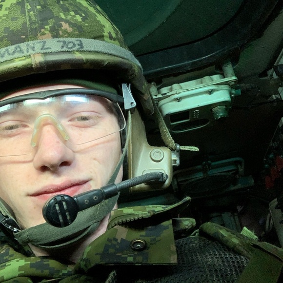 Meet your Posher, Cameron - Picture 1 of 1